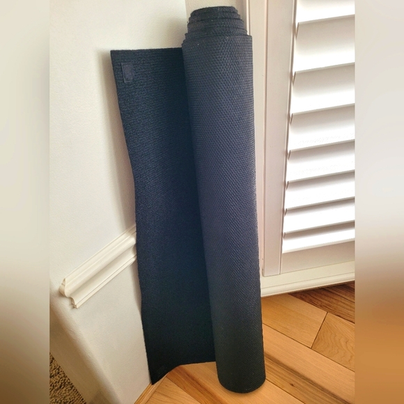 Geometric Patterned Runner Rug - Picture 3 of 3